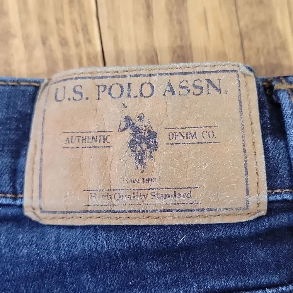 US Polo. Denim Blue Jeans. Size 32X32. EUC - Picture 5 of 11